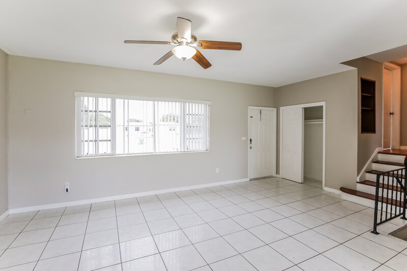 2,890/Mo, 19820 NW 12th Ave Miami Gardens, FL 33169 Living Room View