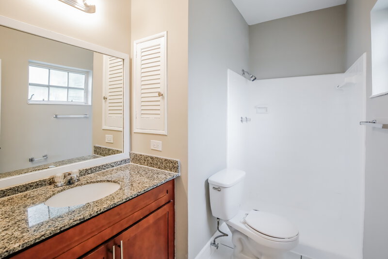 2,890/Mo, 19820 NW 12th Ave Miami Gardens, FL 33169 Main Bathroom View
