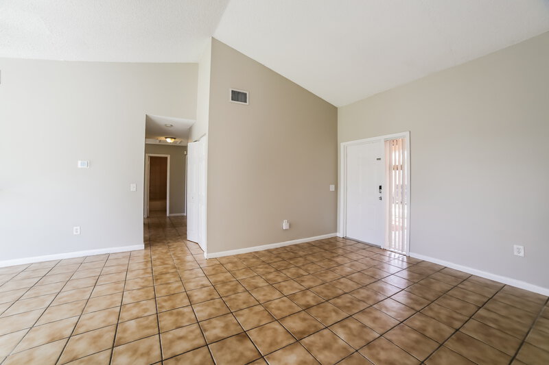 2,865/Mo, 12220 SW 207th Ter Miami, FL 33170 Living Room View