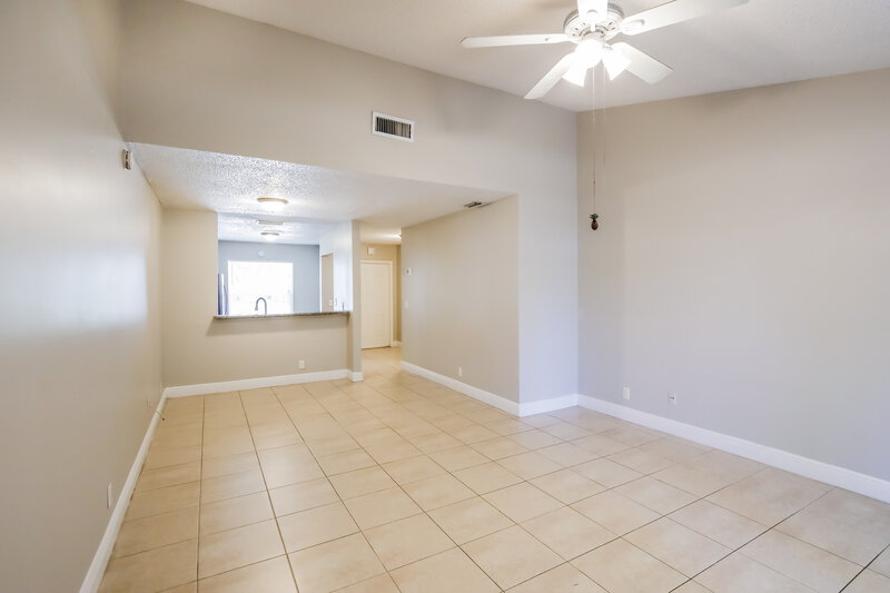 2,185/Mo, 265 Palmetto Court Jupiter, FL 33458 Living Room View 2