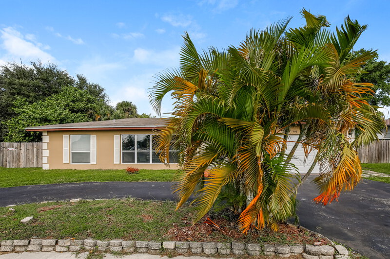 3,210/Mo, 7401 Nw 84 St Tamarac, FL 33321 External View