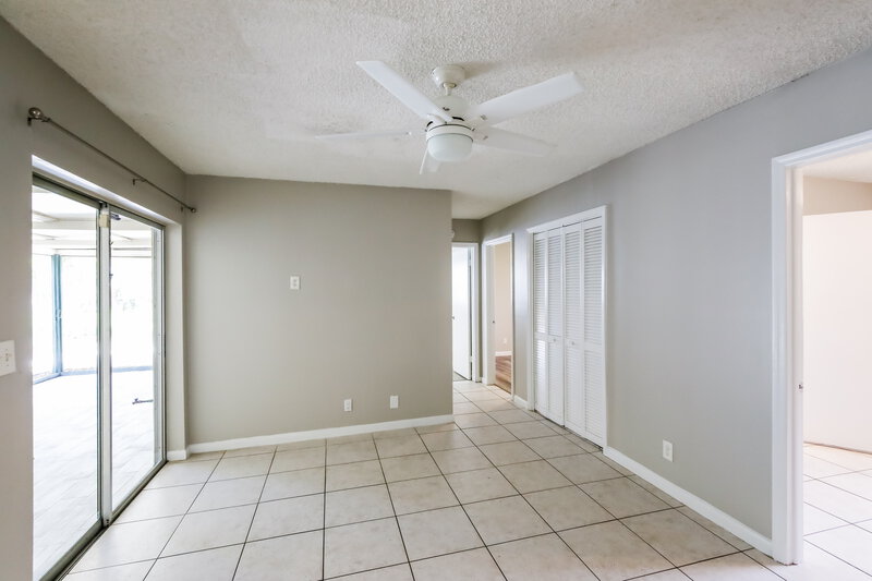 3,210/Mo, 7401 Nw 84 St Tamarac, FL 33321 Family Room View 2
