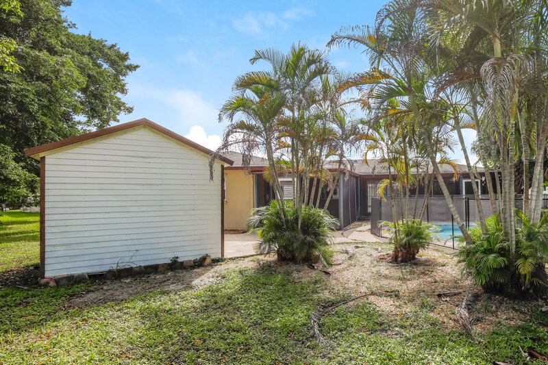 3,210/Mo, 7401 Nw 84 St Tamarac, FL 33321 Rear View