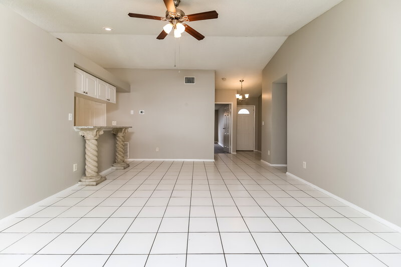 2,670/Mo, 1468 Ryan Lane Royal Palm Beach, FL 33411 Living Room View 4