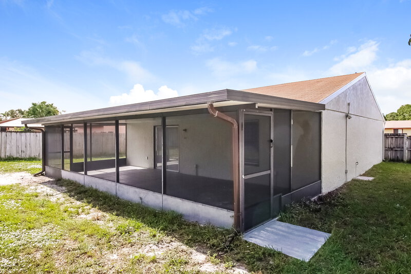 2,670/Mo, 1468 Ryan Lane Royal Palm Beach, FL 33411 Rear View