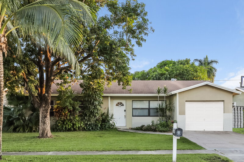 4,160/Mo, 11460 Nw 40 Pl Sunrise, FL 33323 External View