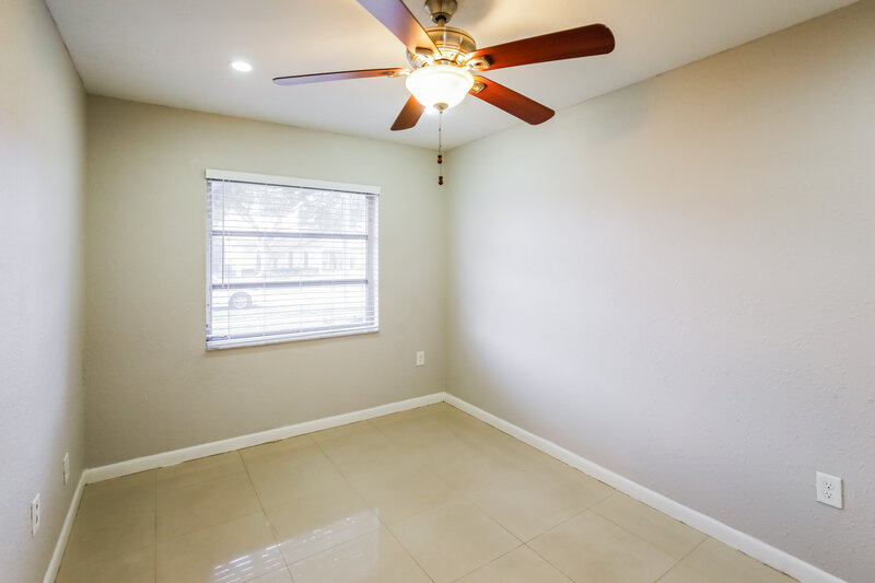 2,965/Mo, 11460 Nw 40 Pl Sunrise, FL 33323 Bedroom View 2