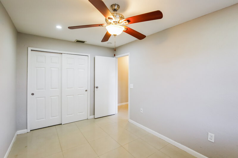 2,965/Mo, 11460 Nw 40 Pl Sunrise, FL 33323 Bedroom View 3