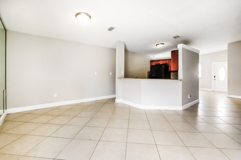 2,510/Mo, 19233 Sw 121st Ct Miami, FL 33177 Dining Room View 2