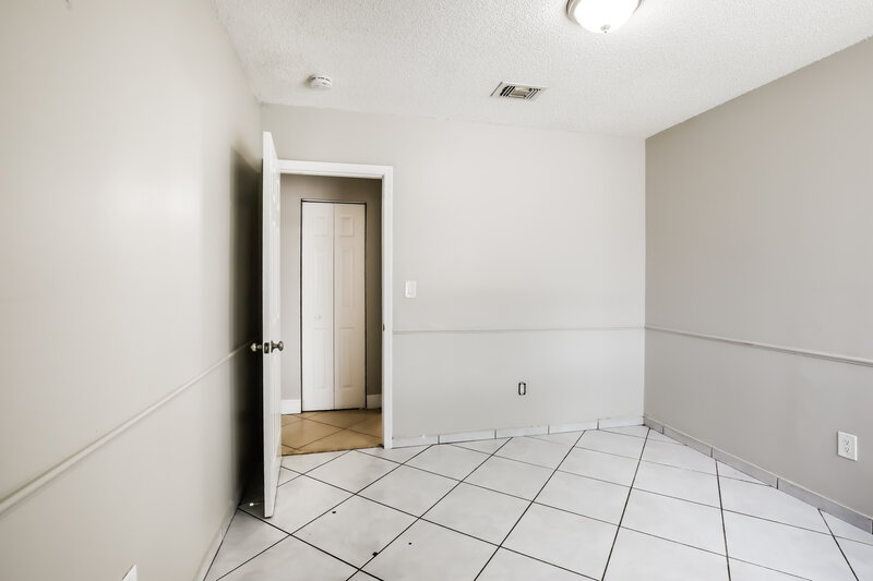 2,510/Mo, 19233 Sw 121st Ct Miami, FL 33177 Bedroom View