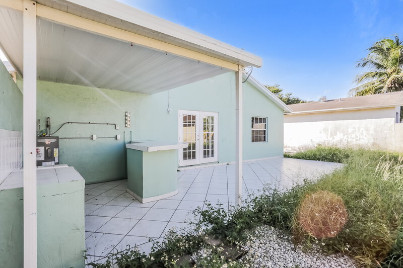 2,510/Mo, 19233 Sw 121st Ct Miami, FL 33177 Rear View 2