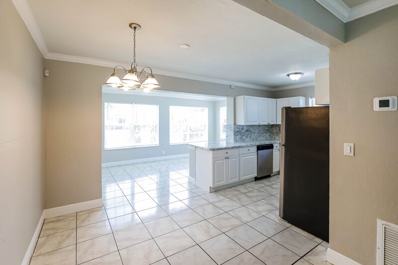 2,945/Mo, 2300 De Soto Dr Miramar, FL 33023 Dining Room View