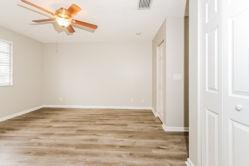 3,750/Mo, 824 IMPERIAL LAKE RD West Palm Beach, FL 33413 Bedroom View 2