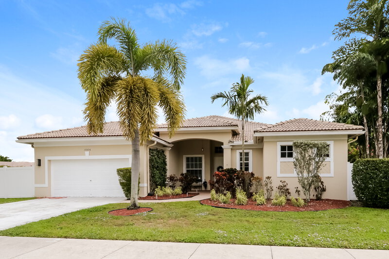 3,915/Mo, 10506 PASO FINO DR Wellington, FL 33449 External View