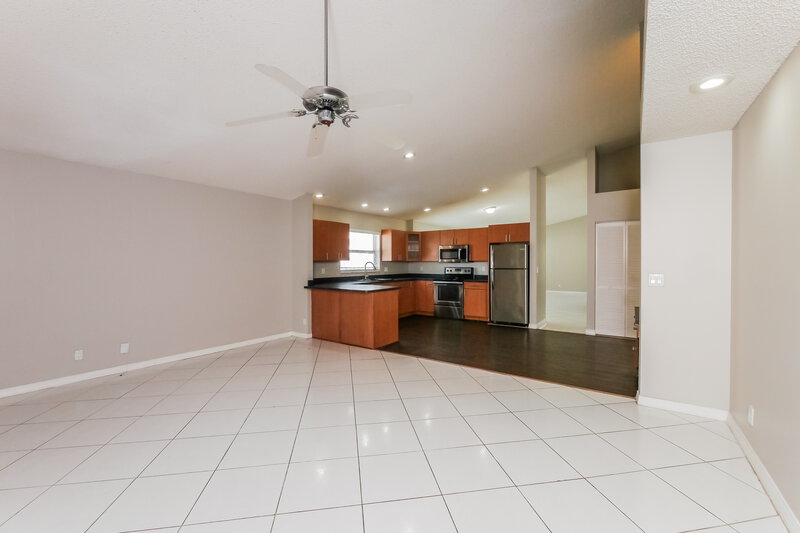 3,410/Mo, 3130 Salinas Wy Miramar, FL 33025 Living Room View 4