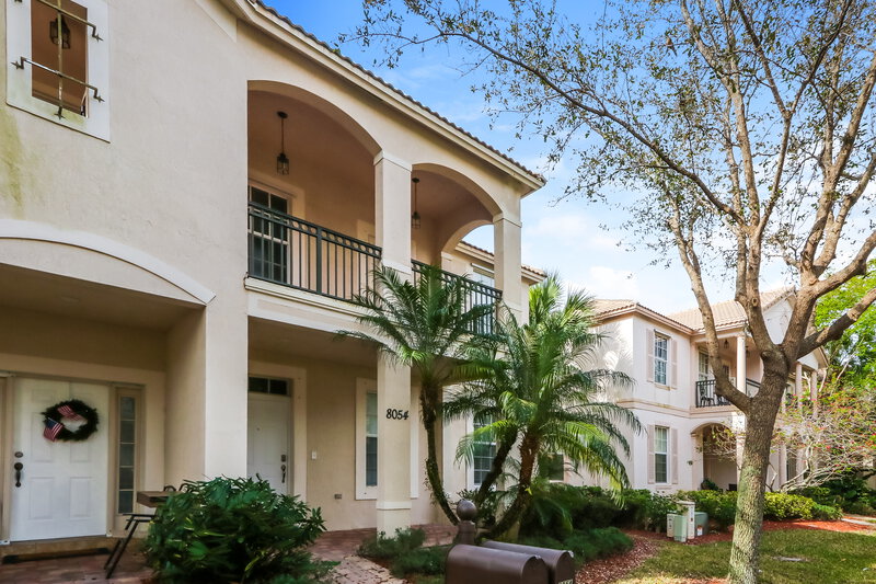 2,955/Mo, 8054 Murano Cir Palm Beach Gardens, FL 33418 Front View 2