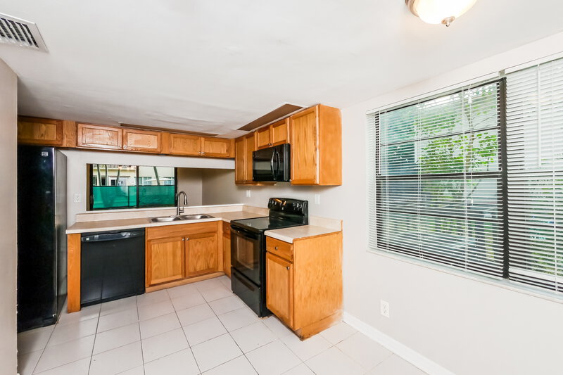 2,700/Mo, 10610 La Placida Dr Coral Springs, FL 33065 Breakfast Nook View