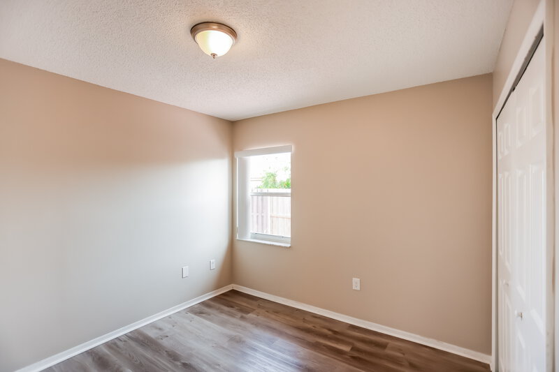 3,250/Mo, 8439 SW 157th Pl Miami, FL 33193 Bedroom View 2