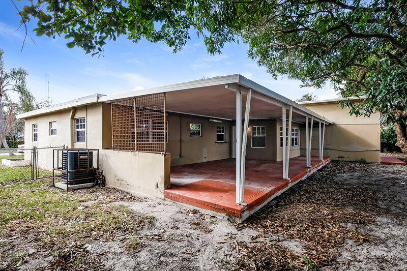 2,770/Mo, 3231 Sw 67 Ave Miramar, FL 33023 Rear View