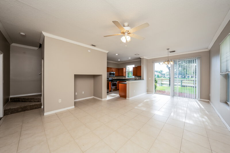 2,815/Mo, 424 Rainbow Springs Terrace Unit Building 44, Unit D Royal Palm Beach, FL 33411 Living Room View