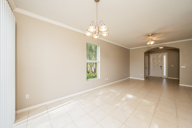 2,815/Mo, 424 Rainbow Springs Terrace Unit Building 44, Unit D Royal Palm Beach, FL 33411 Dining Room View