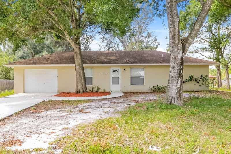 2,115/Mo, 7805 HOLOPAW AVE Fort Pierce, FL 34951 External View