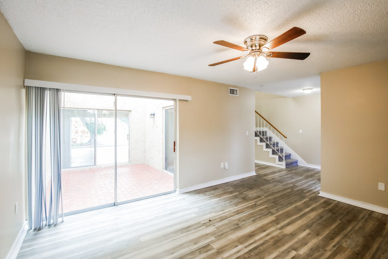 2,750/Mo, 14277 Kendale Lakes Cir Miami, FL 33183 Family Room View