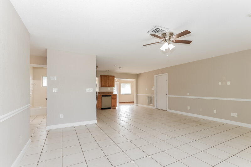 2,120/Mo, 2140 Sunset Blvd Jensen Beach, FL 34957 Living Room View