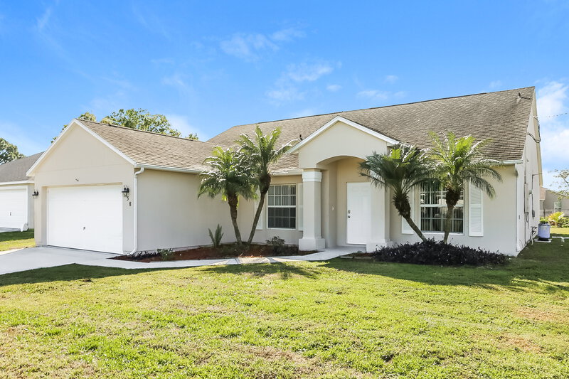 2,590/Mo, 658 SW Abraham Avenue Port Saint Lucie, FL 34953 External View