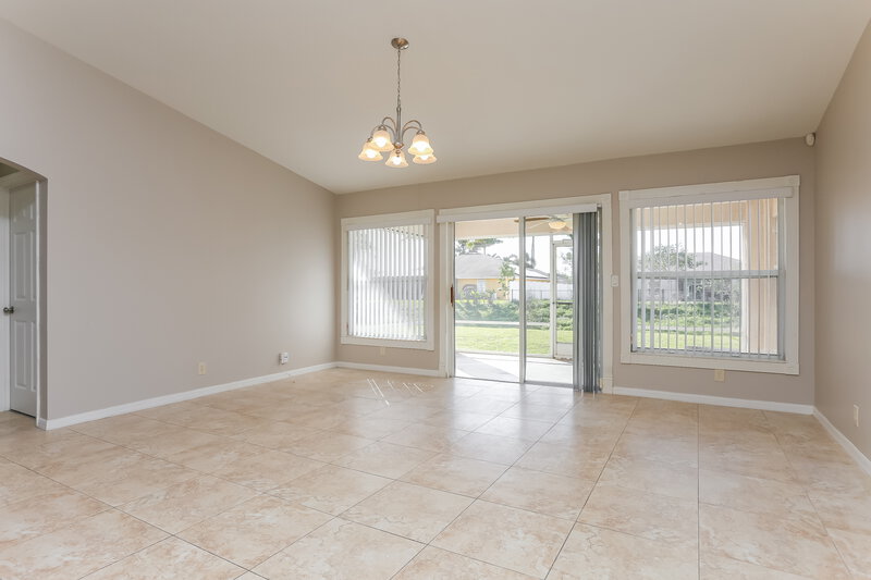 2,590/Mo, 658 SW Abraham Avenue Port Saint Lucie, FL 34953 Family Room View