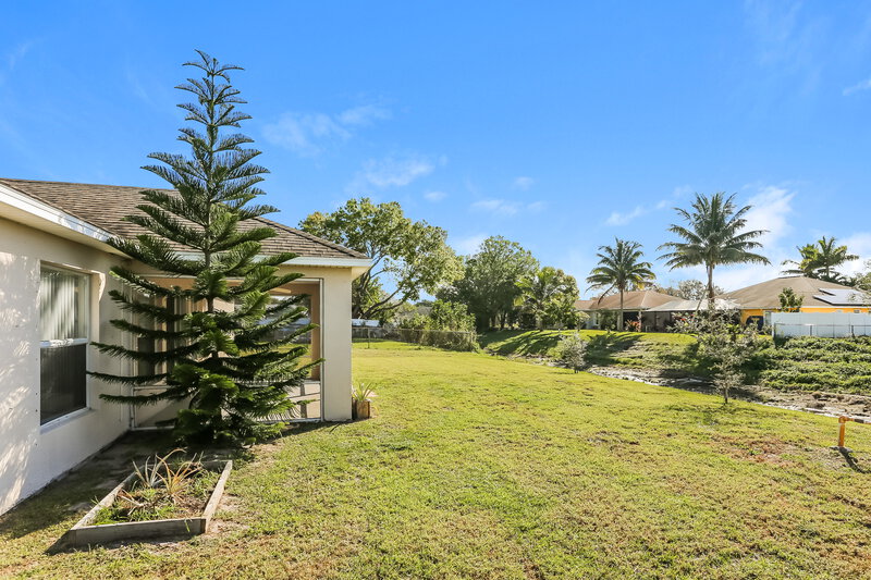 2,590/Mo, 658 SW Abraham Avenue Port Saint Lucie, FL 34953 Rear View 2