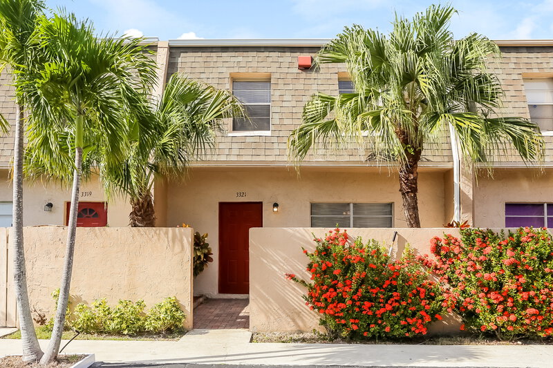 0/Mo, 3321 MALLARD CLOSE Unit 46 Pompano Beach, FL 33064 External View