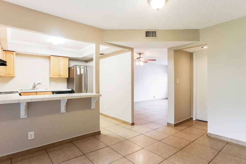 0/Mo, 3321 MALLARD CLOSE Unit 46 Pompano Beach, FL 33064 Dining Room View