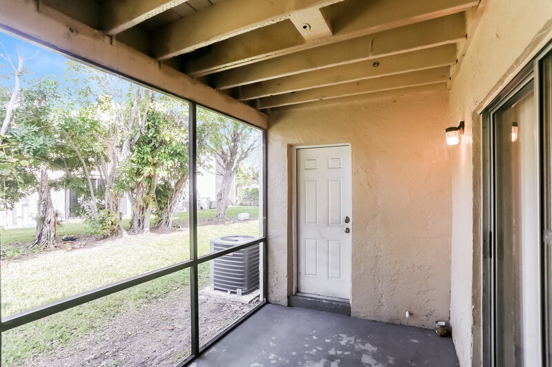 0/Mo, 3321 MALLARD CLOSE Unit 46 Pompano Beach, FL 33064 Patio View