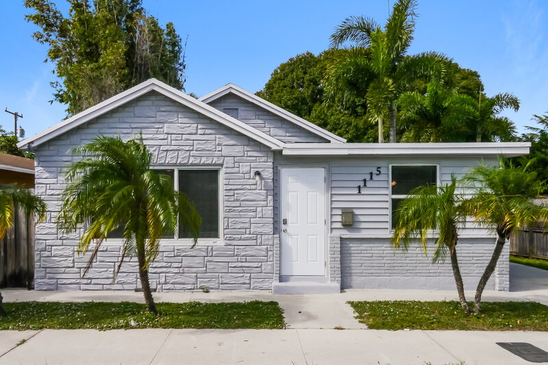 2,095/Mo, 1115 N Andrews Ave Fort Lauderdale, FL 33311 External View