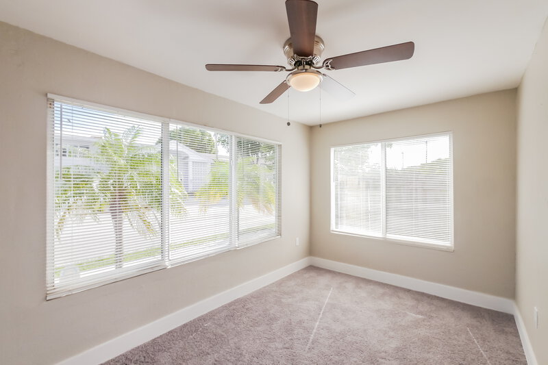 2,095/Mo, 1115 N Andrews Ave Fort Lauderdale, FL 33311 Main Bedroom View