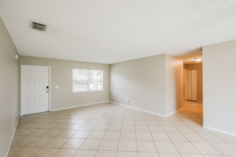 2,085/Mo, 2913 SE Ironton Avenue Port Saint Lucie, FL 34952 Living Room View 3