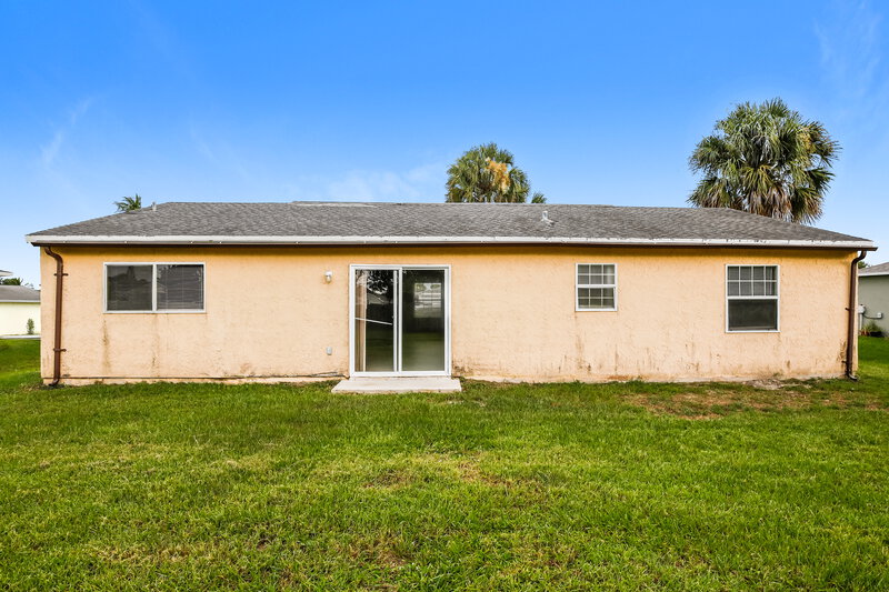 2,085/Mo, 2913 SE Ironton Avenue Port Saint Lucie, FL 34952 Rear View