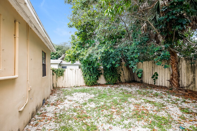 2,455/Mo, 1875 NW 151st Street Miami Gardens, FL 33054 Misc View 16