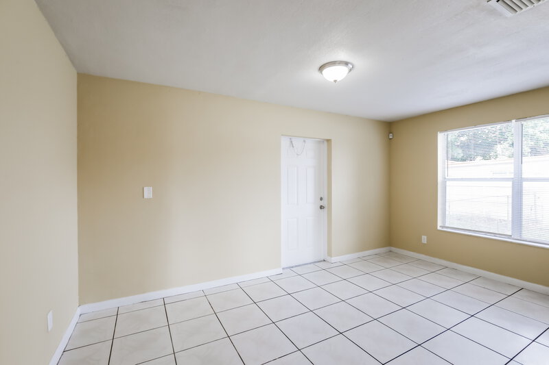 3,790/Mo, 18802 NW 42nd Court Miami Gardens, FL 33055 Bedroom View