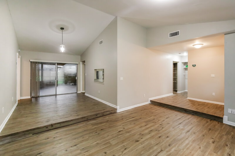 3,795/Mo, 3701 NW 7th Court Delray Beach, FL 33445 Living Room View