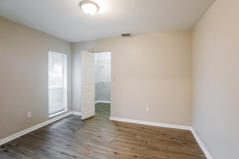 3,795/Mo, 3701 NW 7th Court Delray Beach, FL 33445 Bedroom View 2