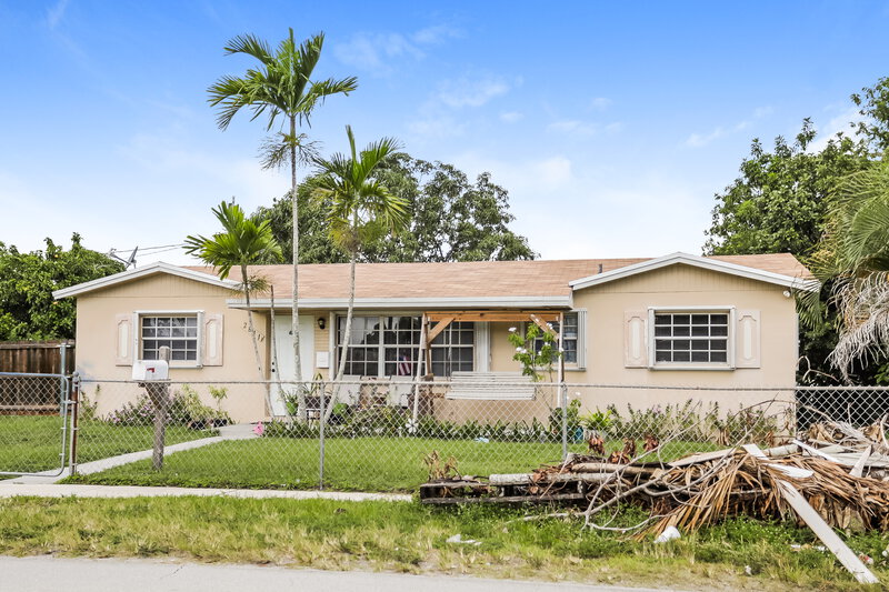 2,895/Mo, 2811 NW 211th Street Miami Gardens, FL 33056 External View