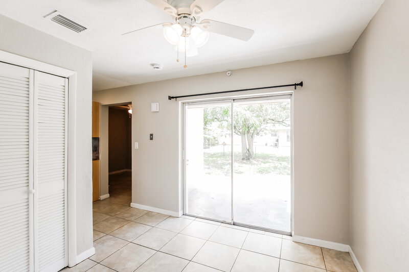 3,015/Mo, 2811 NW 211th Street Miami Gardens, FL 33056 Dining Room View