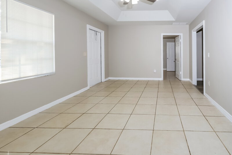 2,450/Mo, 1021 South L Street Lake Worth Beach, FL 33460 Misc View 3