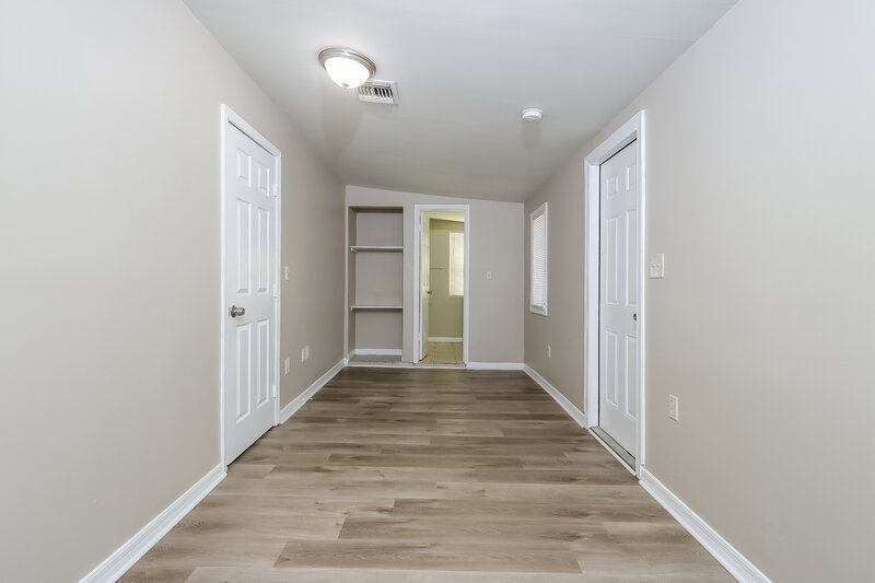 2,450/Mo, 1021 South L Street Lake Worth Beach, FL 33460 Misc View 6