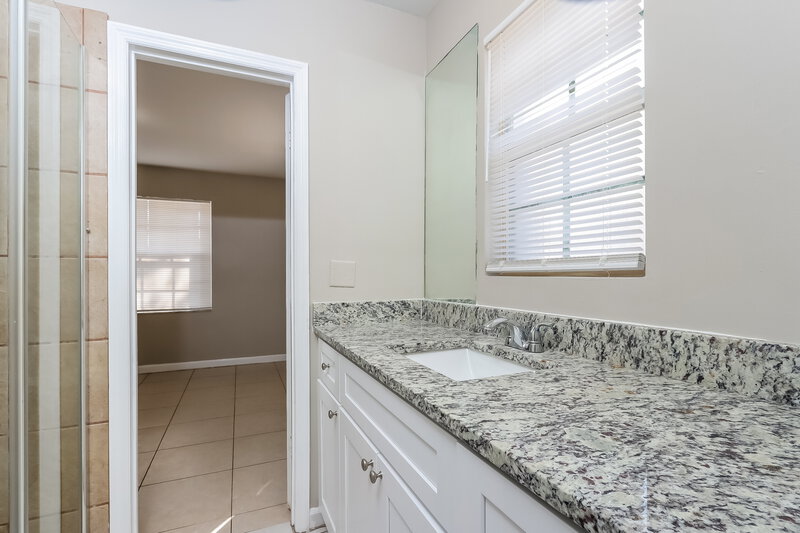 2,450/Mo, 1021 South L Street Lake Worth Beach, FL 33460 Misc View 12