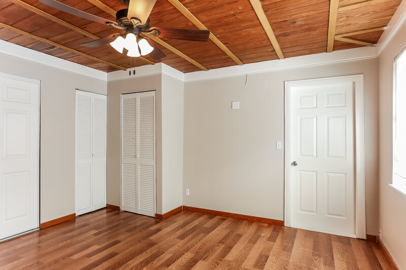 2,075/Mo, 224 S L Street Lake Worth Beach, FL 33460 Main Bedroom View