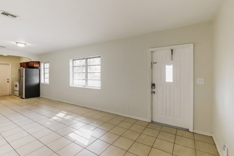 3,130/Mo, 810 Carolina Ave Fort Lauderdale, FL 33312 Living Room View