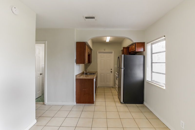 3,130/Mo, 810 Carolina Ave Fort Lauderdale, FL 33312 Dining Room View 2